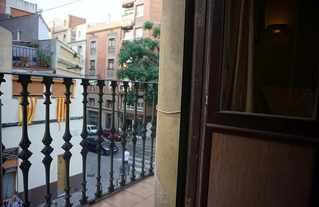 Aparteasy - Montjuic & Fira-1