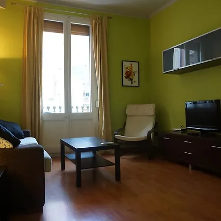 Aparteasy - Montjuic & Fira-2