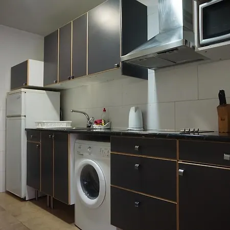 Aparteasy - Montjuic & Fira-3